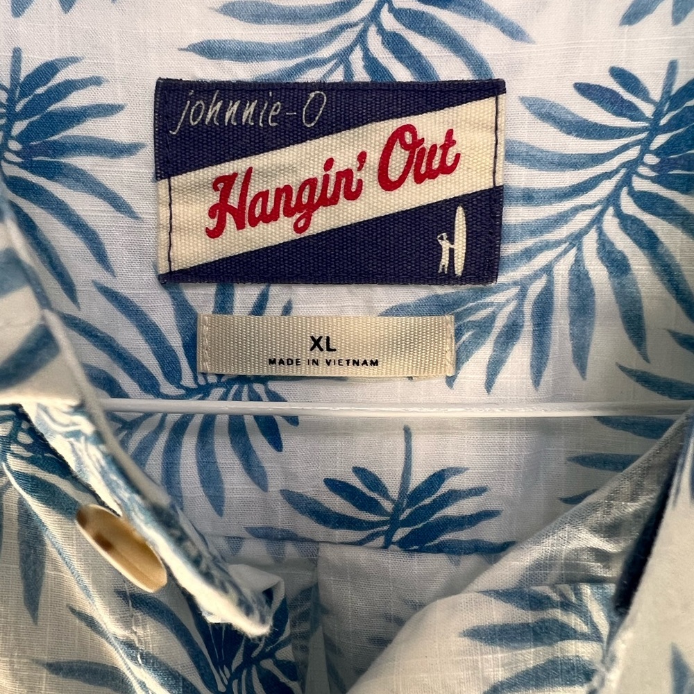 Johnnie-O Hangin Out Button Down - Picture 3 of 6